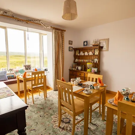 Pier House Bed and breakfast