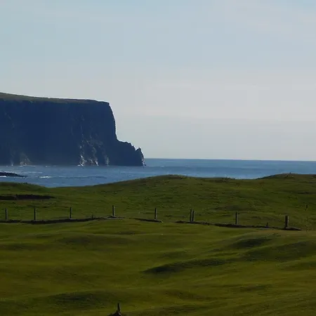 Pier House Bed & Breakfast